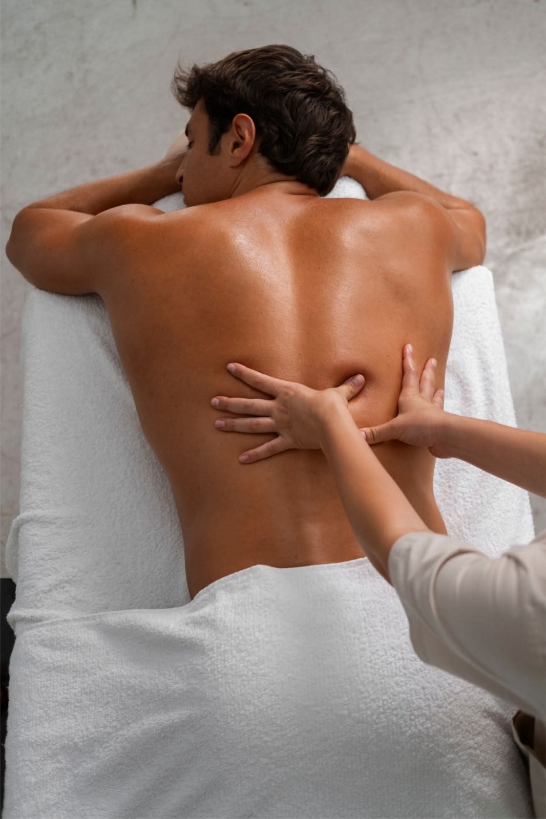 Relaxing full body oil massage for men